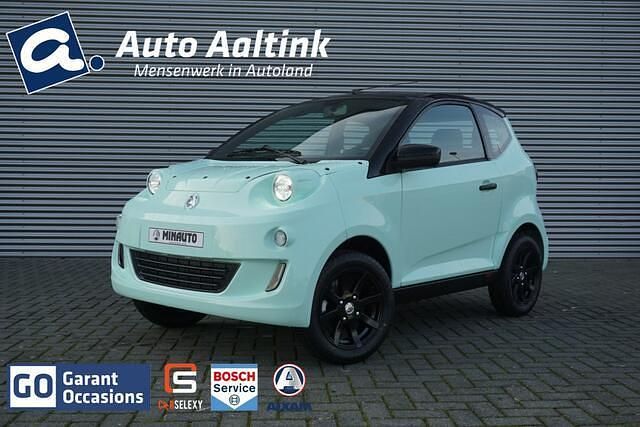 Groen Nieuw 2025 Aixam Minauto Chic Hatchback | € 13.239 - Afbeelding 1/4