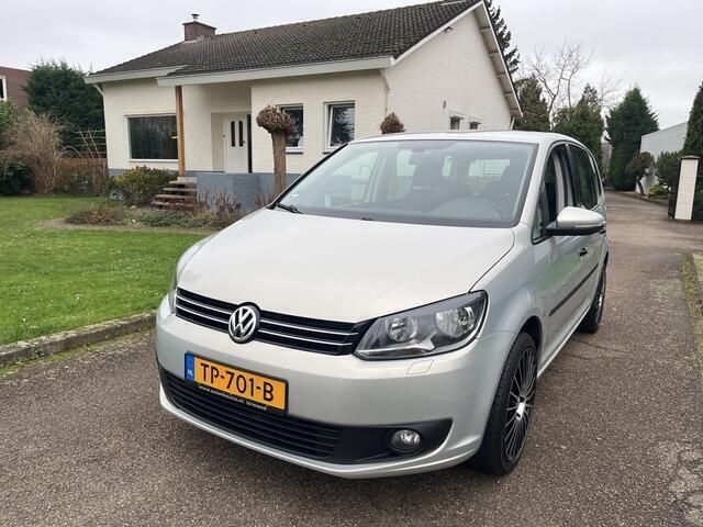 Grijs Gebruikt 2010 VW Touran Trendline MPV | € 6.999 (Eerlijke prijs) - Afbeelding 1/4