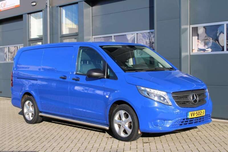 Blauw Gebruikt 2016 Mercedes Vito MPV | € 21.950 (Goede deal) - Afbeelding 1/4