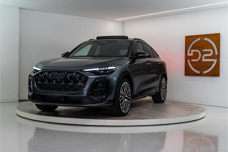Grijs Nieuw 2025 Audi Q5 Sportback Advanced Plus SUV | € 89.980 - Afbeelding 1/4