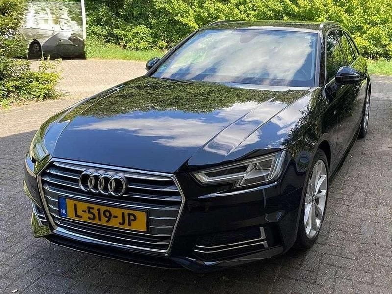 Zwart Gebruikt 2017 Audi A4 Stationwagen | € 15.490 (Eerlijke prijs) - Afbeelding 1/4