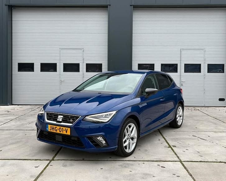 Blauw Occasion 2019 Seat Ibiza FR Hatchback | € 11.250 (Eerlijke prijs) - Afbeelding 1/4