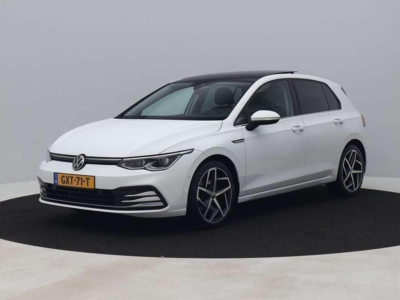 Wit, metallic lak Gebruikt 2020 VW Golf VII R-line Hatchback | € 24.700 (Super prijs) - Afbeelding 1/4