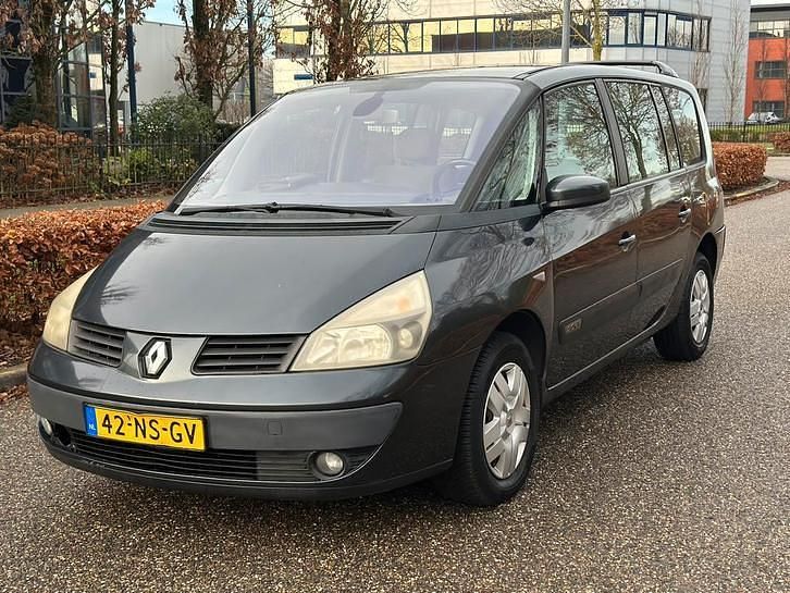 Occasion 2004 Renault Grand Espace MPV | € 799 (Eerlijke prijs) - Afbeelding 1/4