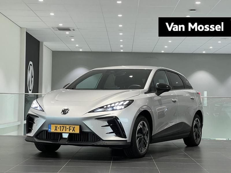 Occasion MG MG4 EV Comfort 150 kW (204 PK) 2023 Grijs Hatchback