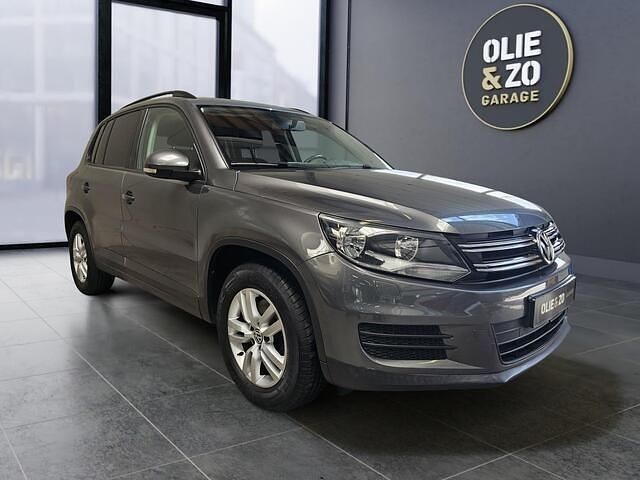 Grijs Gebruikt 2016 VW Tiguan Trendline SUV | € 13.600 (Eerlijke prijs) - Afbeelding 1/4
