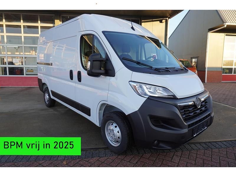 Overige Occasion 2024 Opel Movano Van | € 24.750 (Super prijs) - Afbeelding 1/2