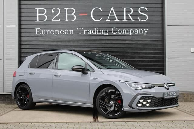 Grijs Gebruikt 2022 VW Golf VIII GTD Hatchback | € 32.900 (Eerlijke prijs) - Afbeelding 1/4