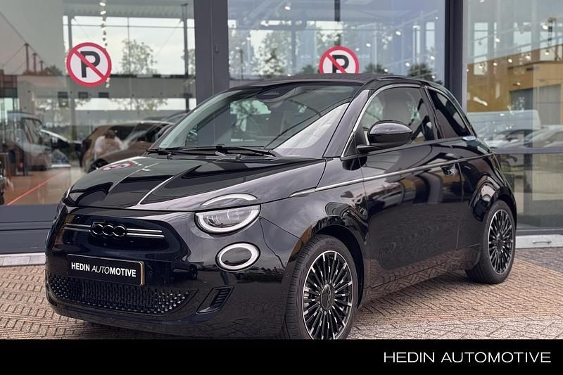 Zwart Gebruikt 2025 Fiat 500C La Prima Cabriolet | € 29.445 - Afbeelding 1/3