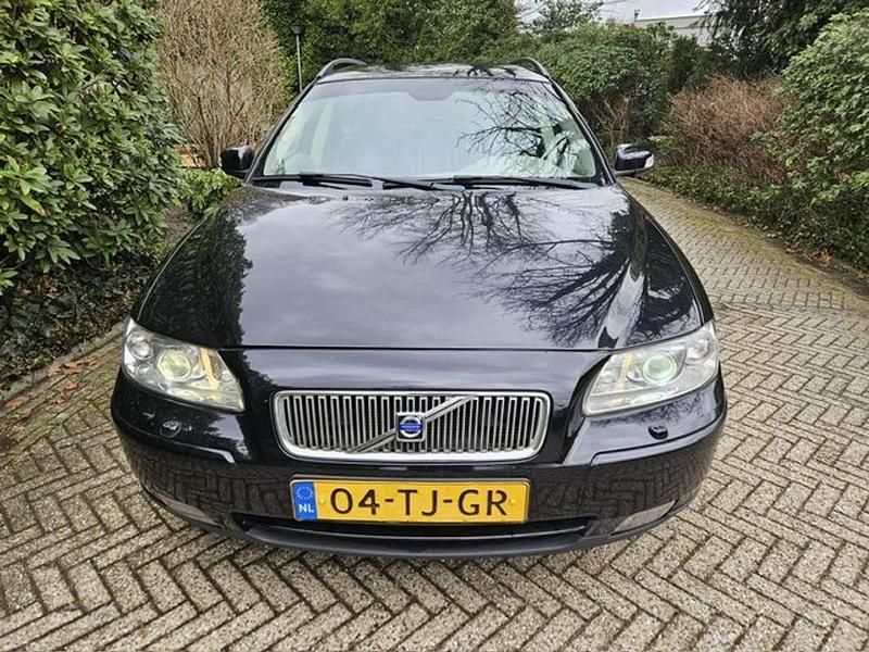 Occasion Volvo V70 142 PK (104 kW) 2006 Zwart Stationwagen