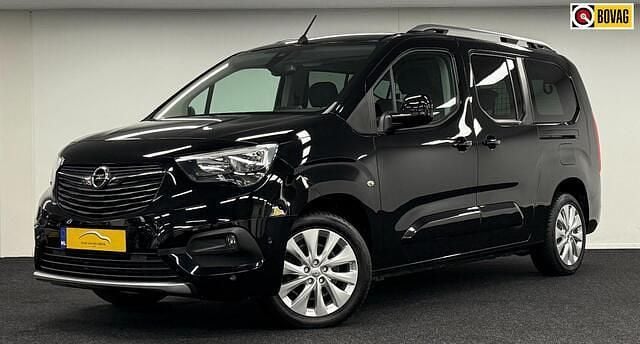 Zwart Gebruikt 2021 Opel Combo Life MPV | € 26.995 (Eerlijke prijs) - Afbeelding 1/2