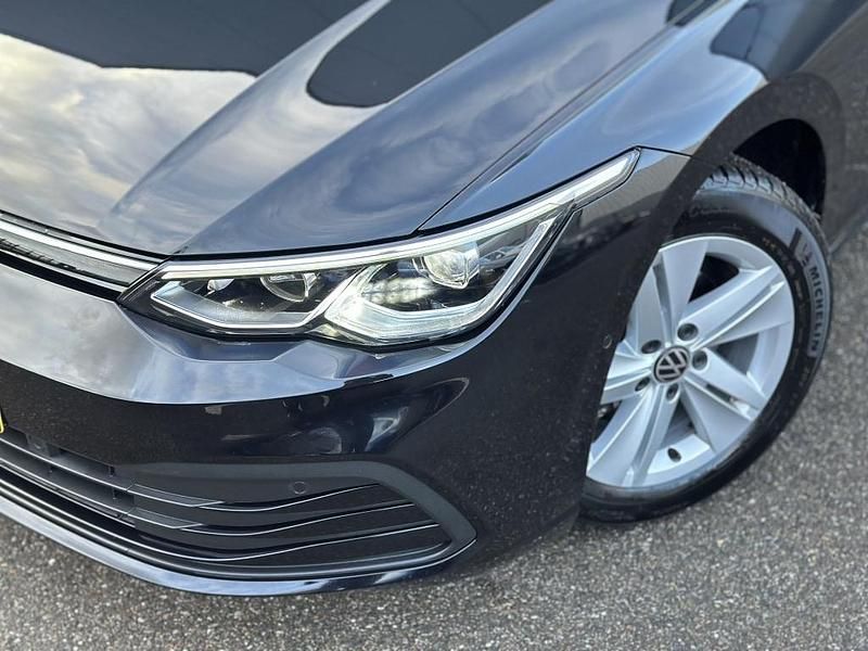 Occasion VW Golf VIII Business 131 PK (96 kW) 2021 Zwart Hatchback