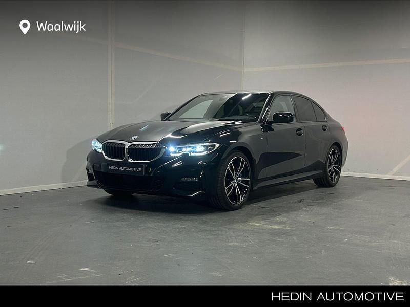 Zwart Gebruikt 2019 BMW 330 Executive Sedan | € 36.880 (Duur) - Afbeelding 1/4