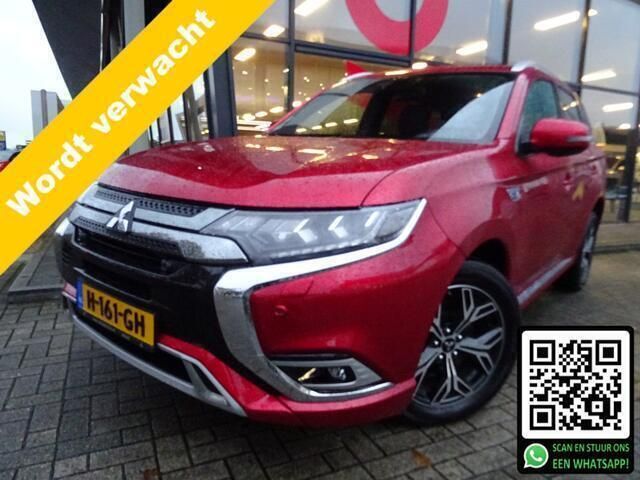 Rood, metallic lak Gebruikt 2020 Mitsubishi Outlander Instyle SUV | € 24.845 (Iets duurder) - Afbeelding 1/1