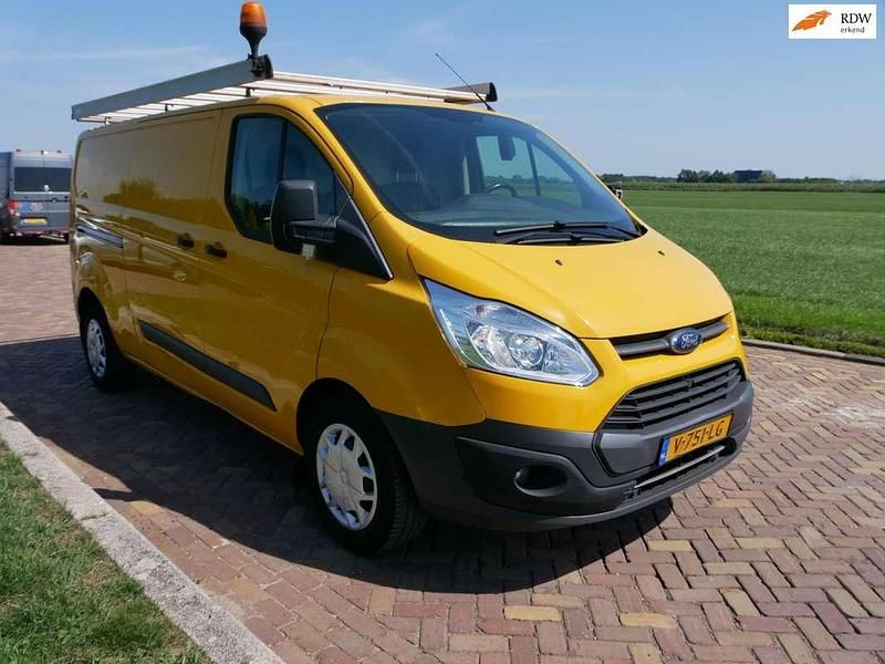 Geel Gebruikt 2018 Ford Transit Custom Trend Van | € 7.299 - Afbeelding 1/3