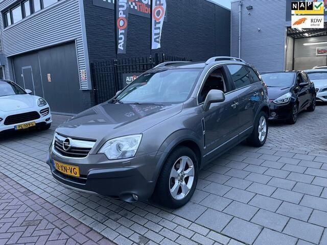 Beige Occasion 2007 Opel Antara Cosmo SUV | € 5.999 (Duur) - Afbeelding 1/4