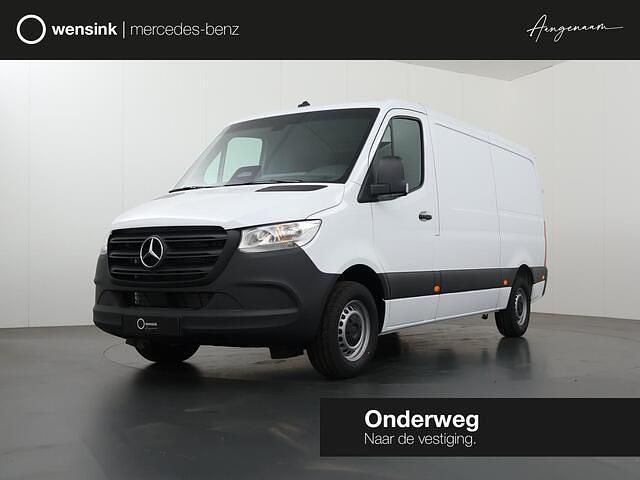 Wit Nieuw 2024 Mercedes Sprinter Van | € 44.380 - Afbeelding 1/4