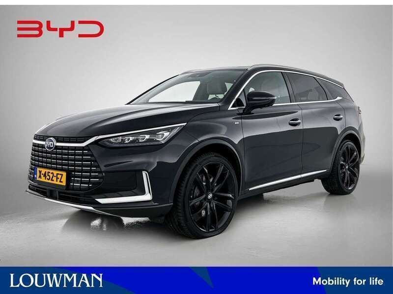 Zwart Gebruikt 2023 BYD Tang SUV | € 39.995 - Afbeelding 1/3