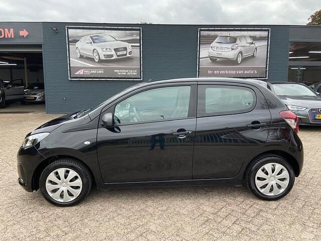 Zwart Gebruikt 2015 Peugeot 108 Access Hatchback | € 5.495 (Eerlijke prijs) - Afbeelding 1/4
