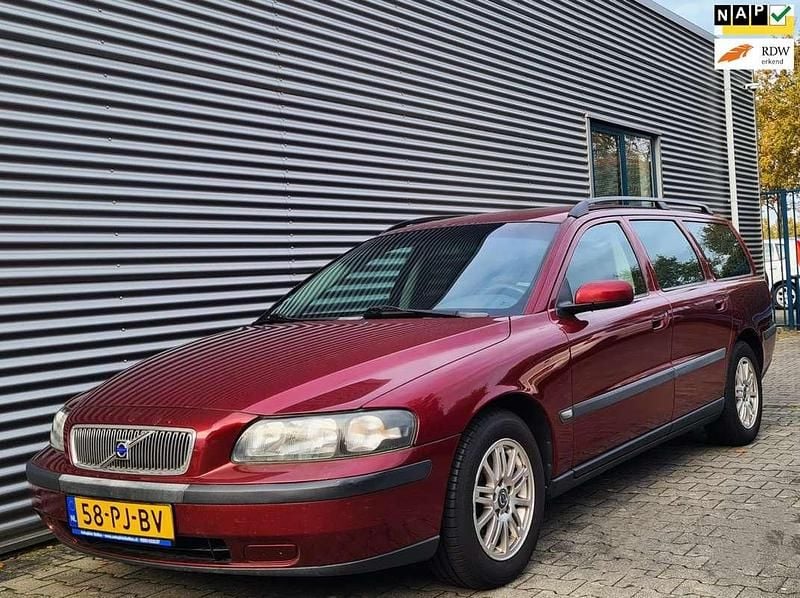 Rood Gebruikt 2004 Volvo V70 Stationwagen | € 1.995 (Goede deal) - Afbeelding 1/4