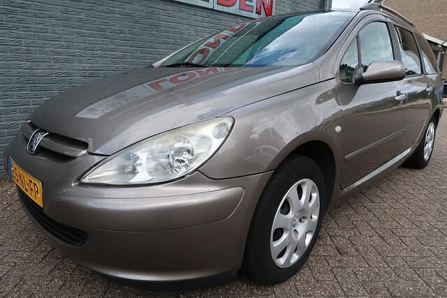 Grijs Gebruikt 2003 Peugeot 307 Stationwagen | € 1.350 (Eerlijke prijs) - Afbeelding 1/4