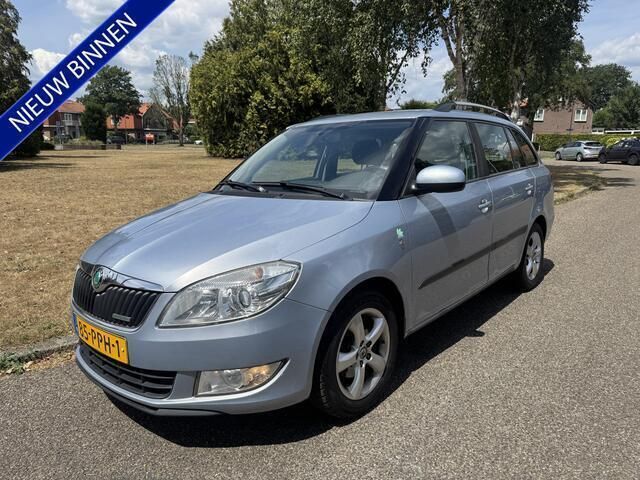 Blauw Gebruikt 2011 Skoda Fabia GreenLine Stationwagen | € 2.443 (Eerlijke prijs) - Afbeelding 1/4