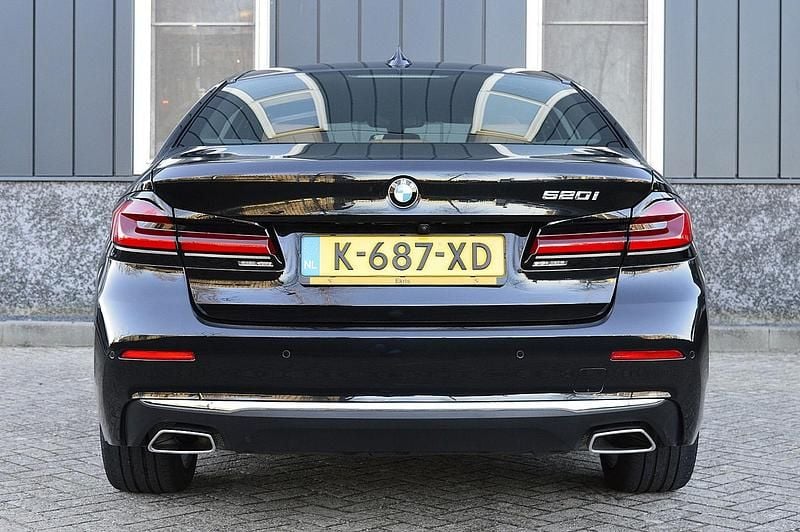 Occasion BMW 520 Executive 194 PK (142 kW) 2021 Zwart (metallic) Sedan