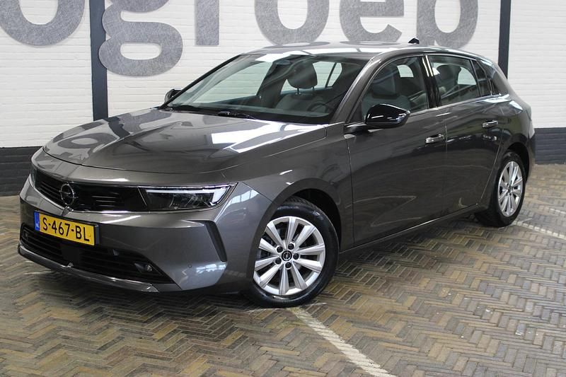 Occasion Opel Astra 112 PK (82 kW) 2023 Grijs Hatchback