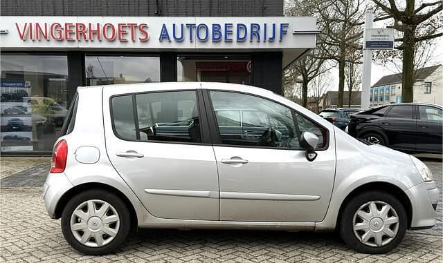 Occasion Renault Modus Dynamique 112 PK (82 kW) 2008 Grijs MPV