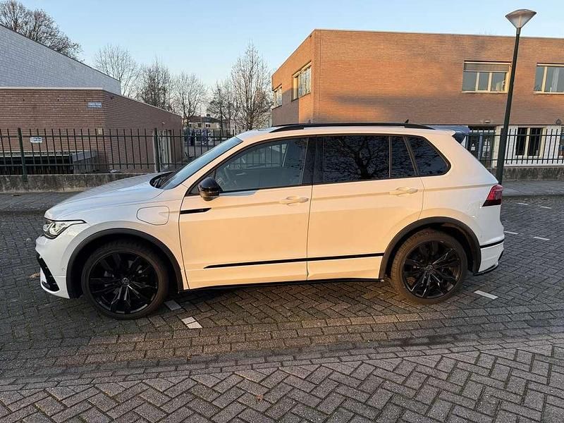 Wit Gebruikt 2021 VW Tiguan R SUV | € 34.500 (Eerlijke prijs) - Afbeelding 1/4