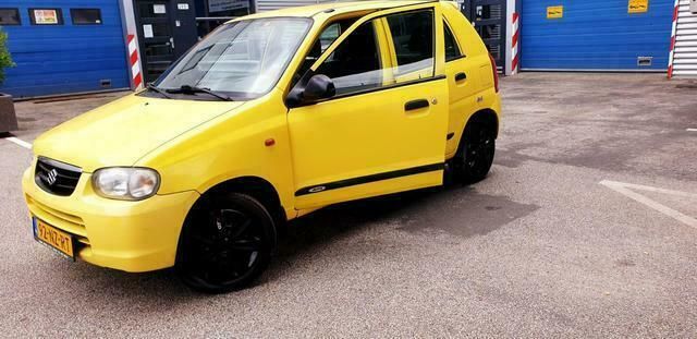 Occasion Suzuki Alto 63 PK (46 kW) 2004 Geel Hatchback