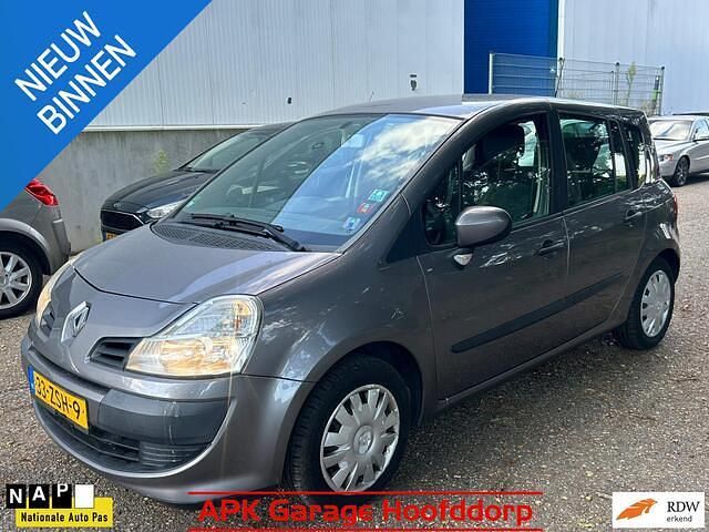 Grijs Gebruikt 2009 Renault Grand Modus Expression MPV | € 3.675 (Duur) - Afbeelding 1/4
