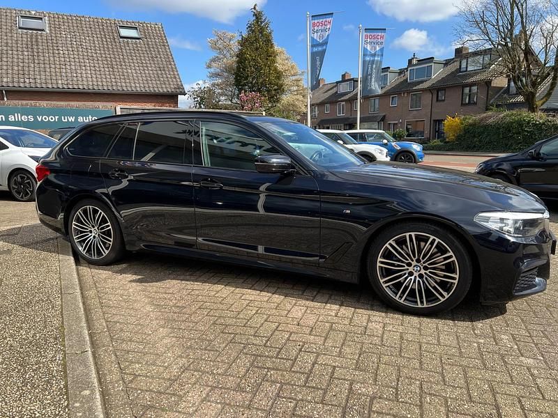 Occasion BMW 525 Executive 232 PK (170 kW) 2018 Zwart Stationwagen