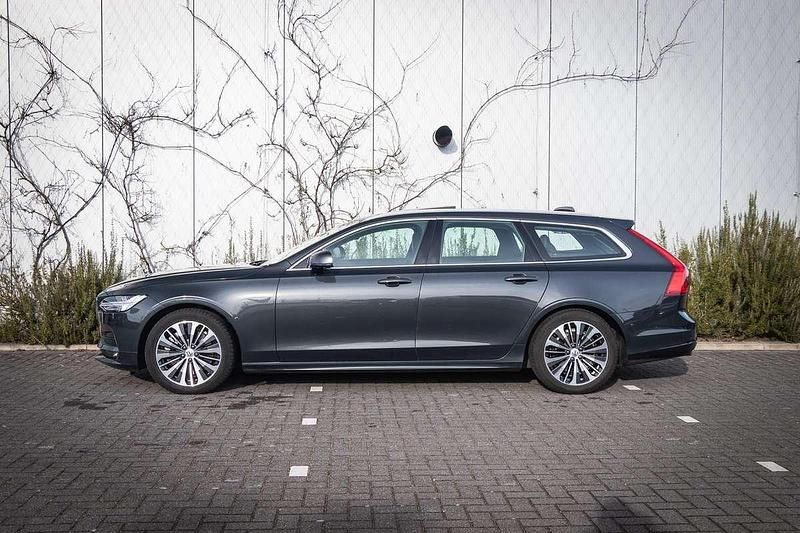 Occasion Volvo V90 Momentum 191 PK (140 kW) 2020 Grijs Stationwagen