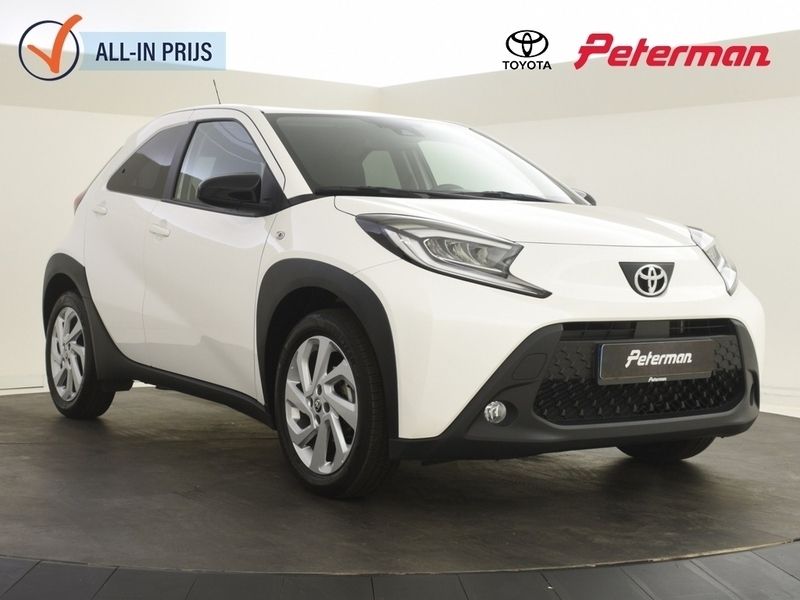 Wit Gebruikt 2023 Toyota Aygo Edition Hatchback | € 17.899 (Eerlijke prijs) - Afbeelding 1/4