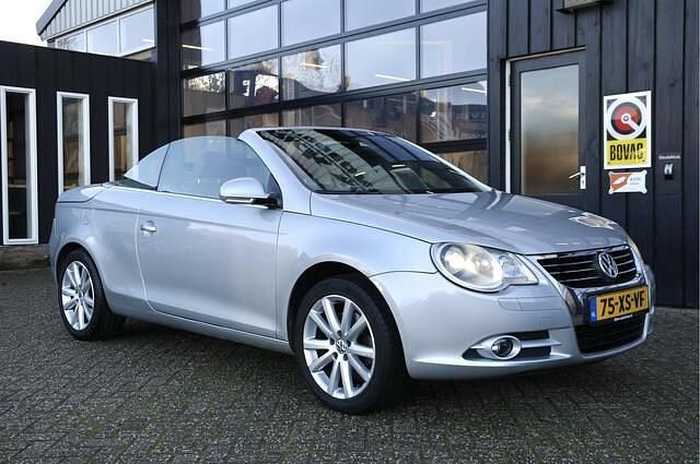 Grijs Occasion 2007 VW Eos Cabriolet | € 8.999 - Afbeelding 1/4