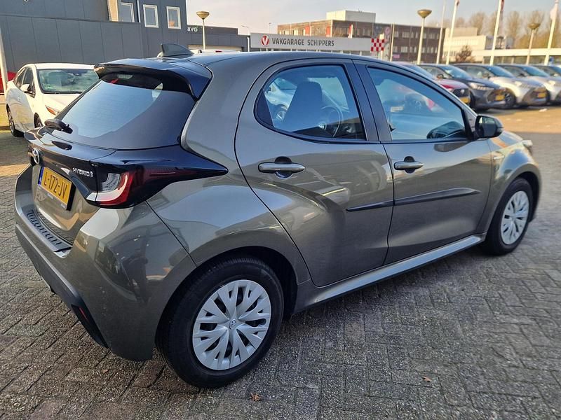 Occasion Toyota Yaris Hybrid Active 116 PK (85 kW) 2021 Groen Hatchback