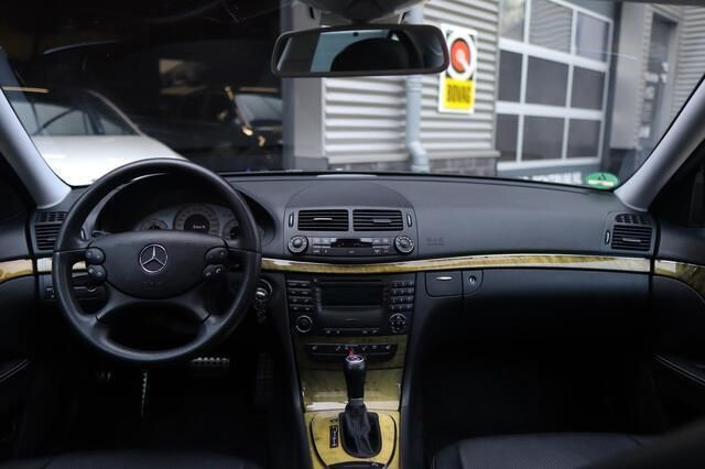 Occasion Mercedes E200 Avantgarde 184 PK (135 kW) 2007 Zwart Sedan