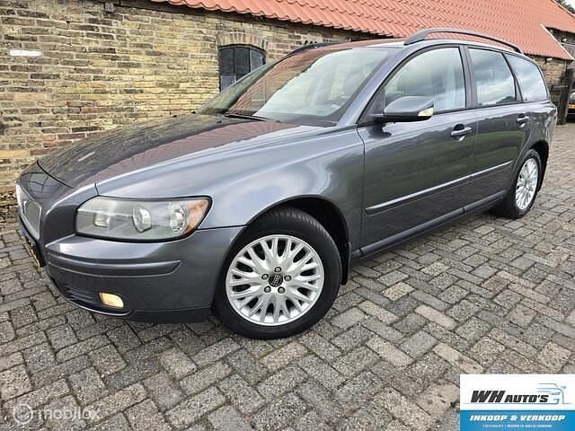 Grijs Occasion 2005 Volvo V50 Momentum Stationwagen | € 2.740 (Eerlijke prijs) - Afbeelding 1/4