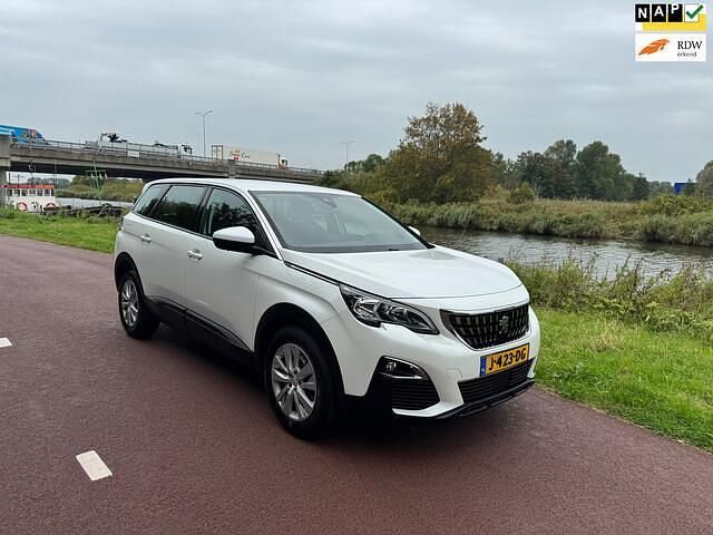 Wit Gebruikt 2020 Peugeot 5008 MPV | € 15.750 (Goede deal) - Afbeelding 1/4