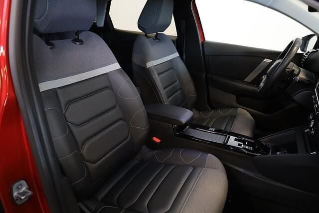 Occasion Citroën C4 Shine 131 PK (96 kW) 2022 Rood SUV