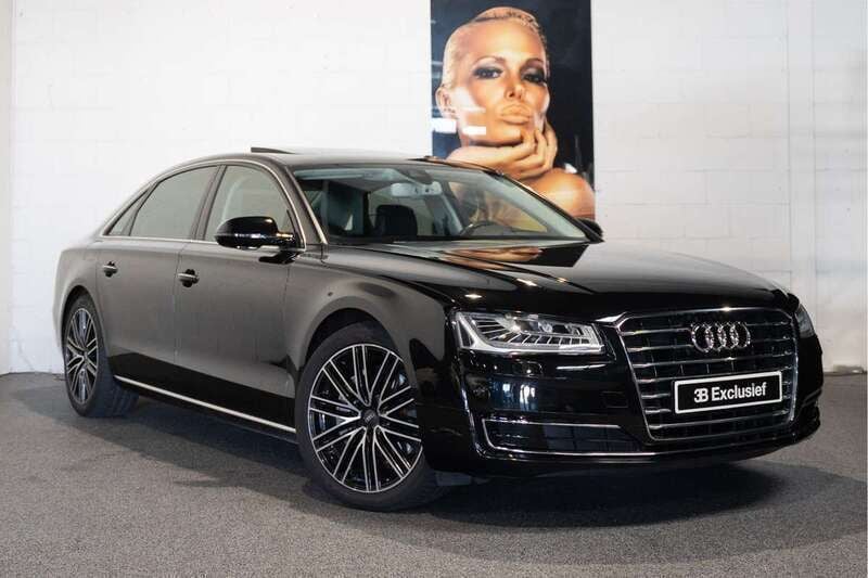 Zwart, metallic lak Gebruikt 2015 Audi A8L Proline Sedan | € 39.950 - Afbeelding 1/4