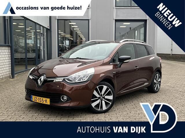 Bruin Occasion 2016 Renault Clio GrandTour Iconic Stationwagen | € 9.950 (Eerlijke prijs) - Afbeelding 1/4