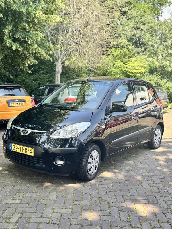 Zwart Gebruikt 2012 Hyundai i10 Hatchback | € 1.900 (Goede deal) - Afbeelding 1/4