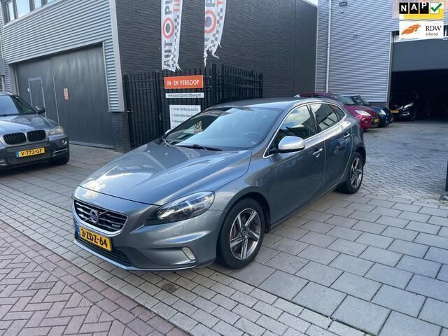 Grijs Gebruikt 2014 Volvo V40 Business Edition Stationwagen | € 8.999 (Eerlijke prijs) - Afbeelding 1/4