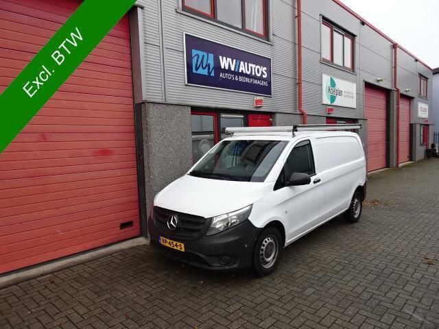 Wit Gebruikt 2015 Mercedes Vito MPV | € 9.430 (Super prijs) - Afbeelding 1/4