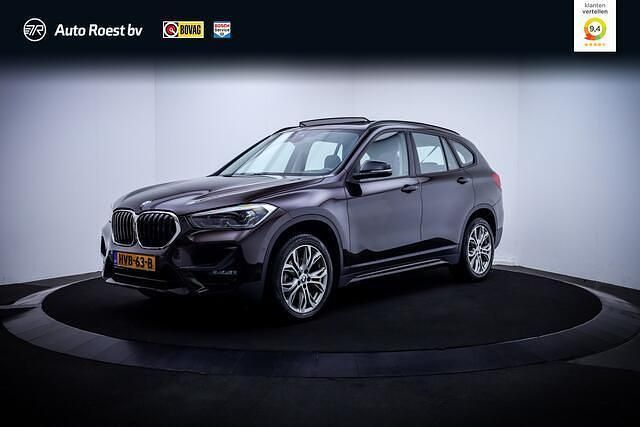 Bruin Gebruikt 2022 BMW X1 Sport Line SUV | € 31.750 (Eerlijke prijs) - Afbeelding 1/4