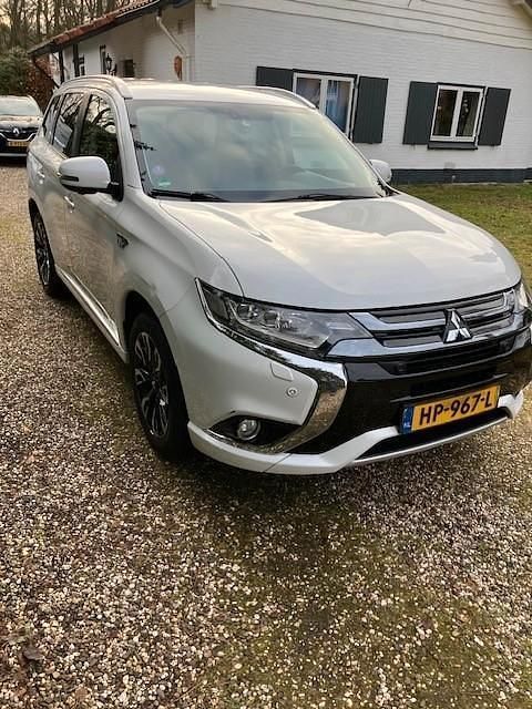 Occasion Mitsubishi Outlander Intense 121 PK (88 kW) 2015 SUV