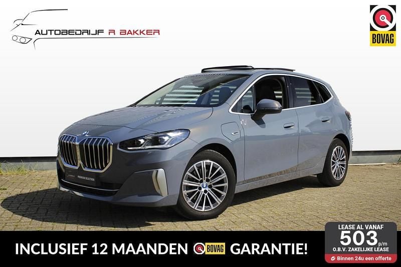 Grijs, metallic lak Gebruikt 2023 BMW 225 Active Tourer Luxury Line MPV | € 37.950 (Eerlijke prijs) - Afbeelding 1/4