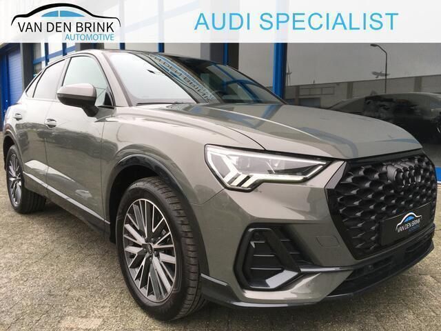 Grijs, metallic lak Gebruikt 2022 Audi Q3 Sportback S-Line SUV | € 46.900 (Eerlijke prijs) - Afbeelding 1/4